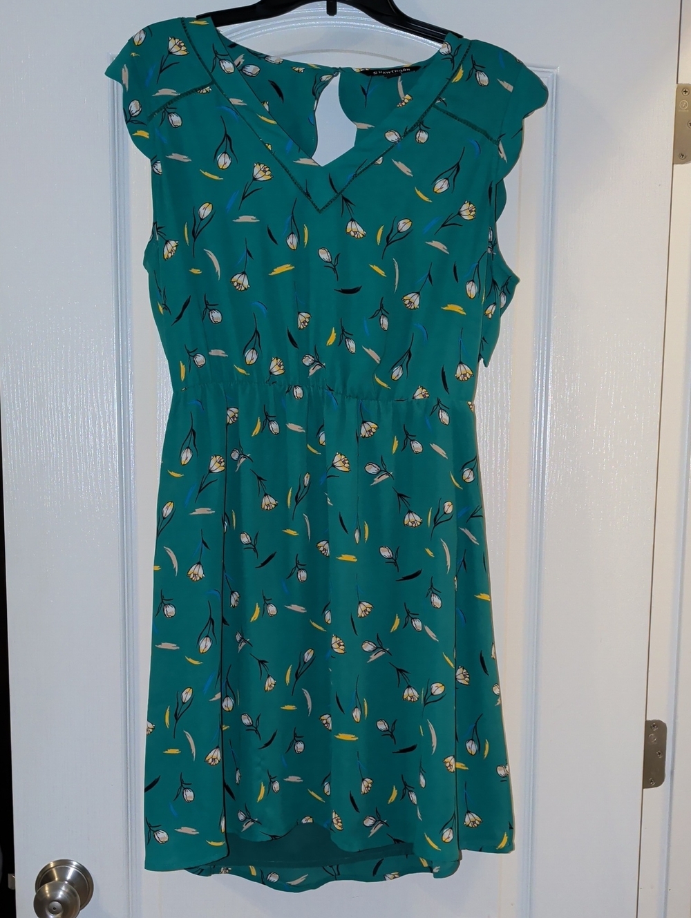 41 Hawthorn Teal Floral Keyhole Sleeveless Dress